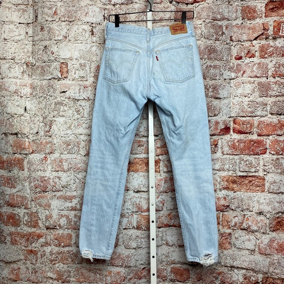 Levis Womenʻs 501 S Skinny White Wash Jeans Small - Picture 6 of 12